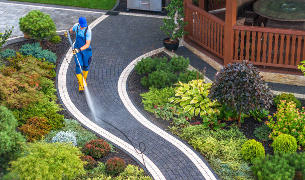Best Commercial Pressure Washing  in Meyers, CA
